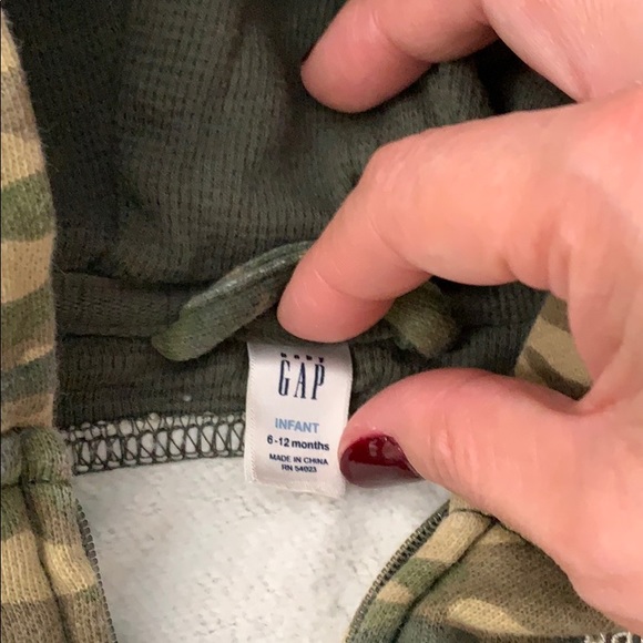 Baby Gap - Picture 3 of 11